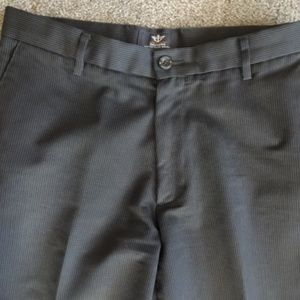 Men's Dockers Signature Khaki 32x34 straight fit